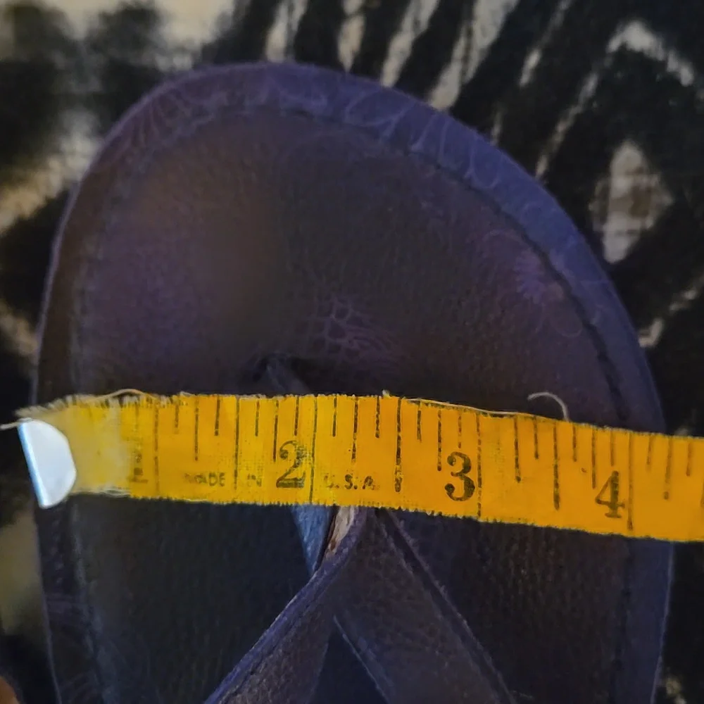 Lucky Brand Deep Blue leather look Flip Flop sandals with silver tone buckle - Picture 13 of 13